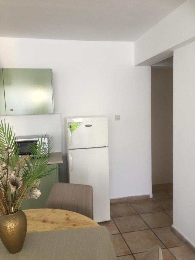 Vangelios Apartments Paphos Eksteriør billede