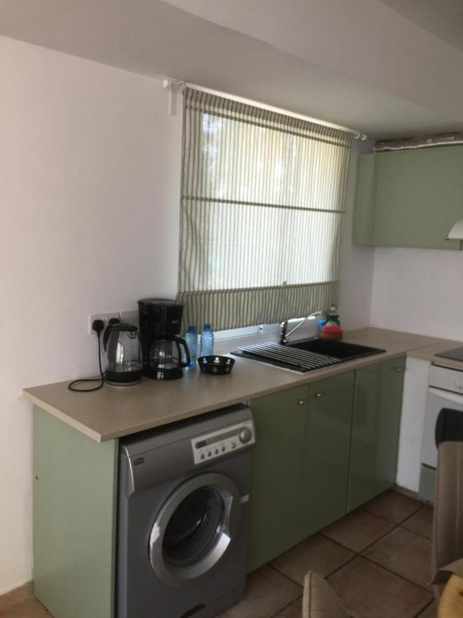 Vangelios Apartments Paphos Eksteriør billede