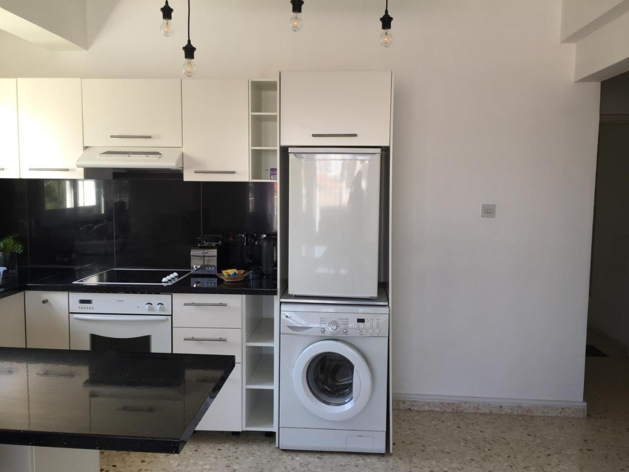 Vangelios Apartments Paphos Eksteriør billede